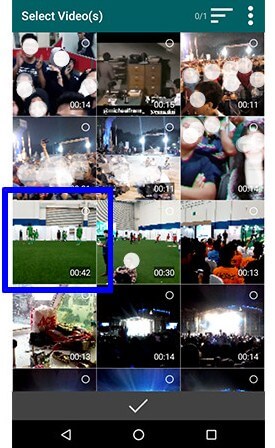 2. Pilih video durasi lebih dari 30 detik yang mau dijadikan status WA